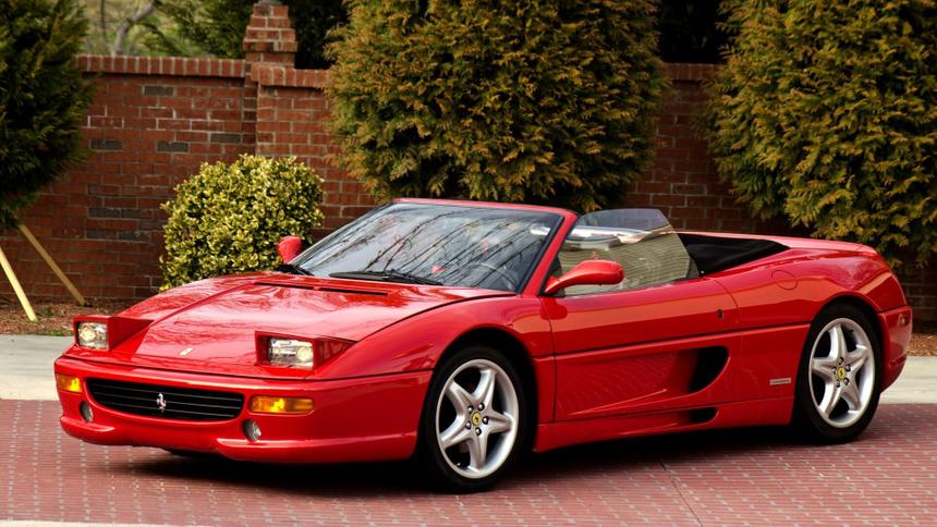 10 лучших классических автомобилей современности