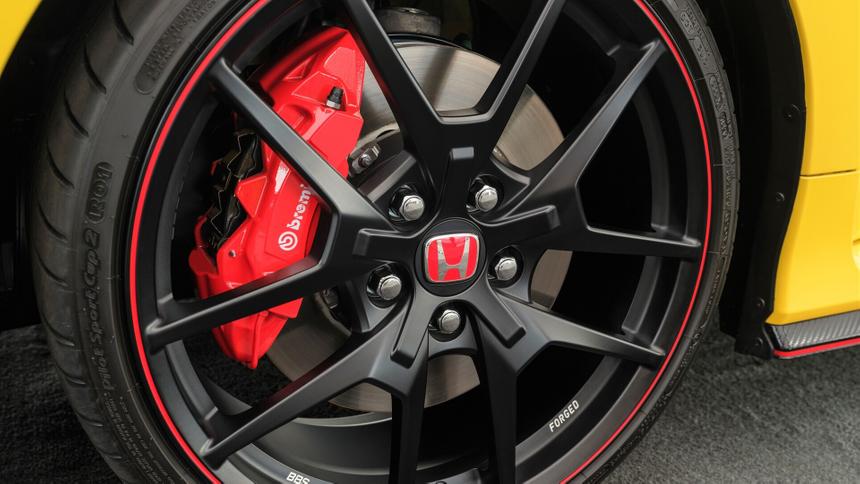 Плюсы и минусы низкопрофильных шин