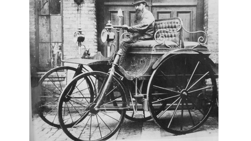 Антикварное чудо техники: первые автомобили в истории