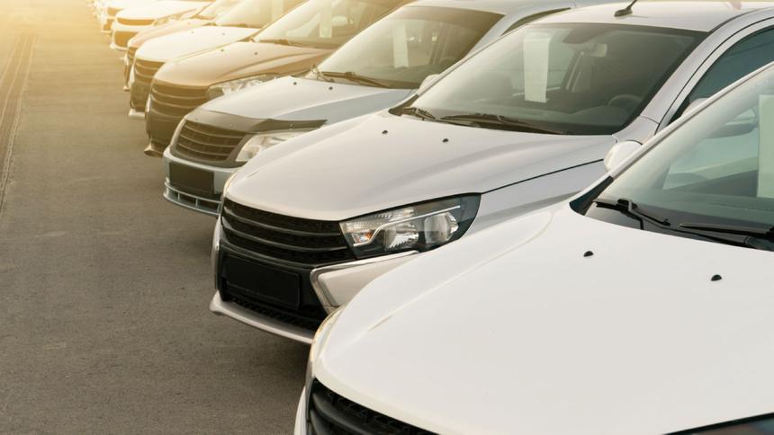 Каждый десятый россиянин хочет продать автомобиль в 2023 году