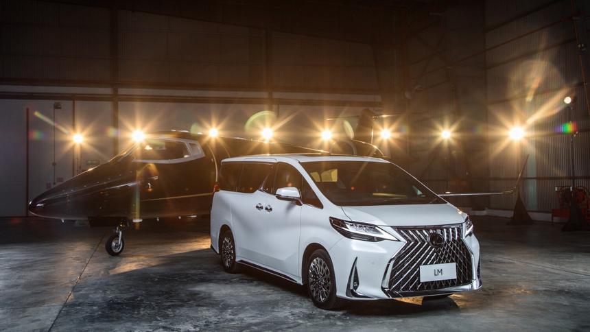 Toyota и Lexus собираются конкурировать с Rolls-Royce и Bentley