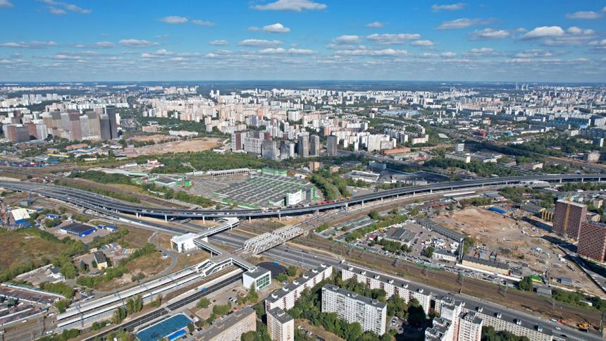 Менее 200 водителей в день платят за проезд по Москве