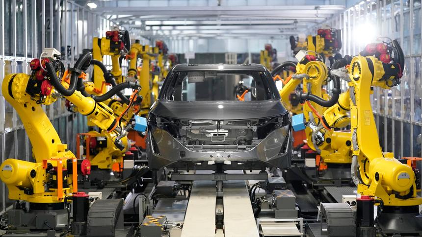 Почему автозаводы не могут выпускать автомобили других марок