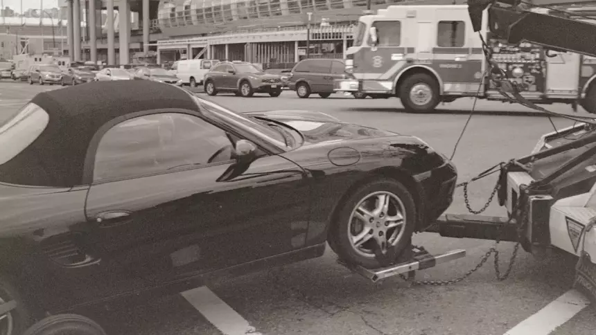 Депутат предложил отбирать автомобили нарушителей в пользу армии