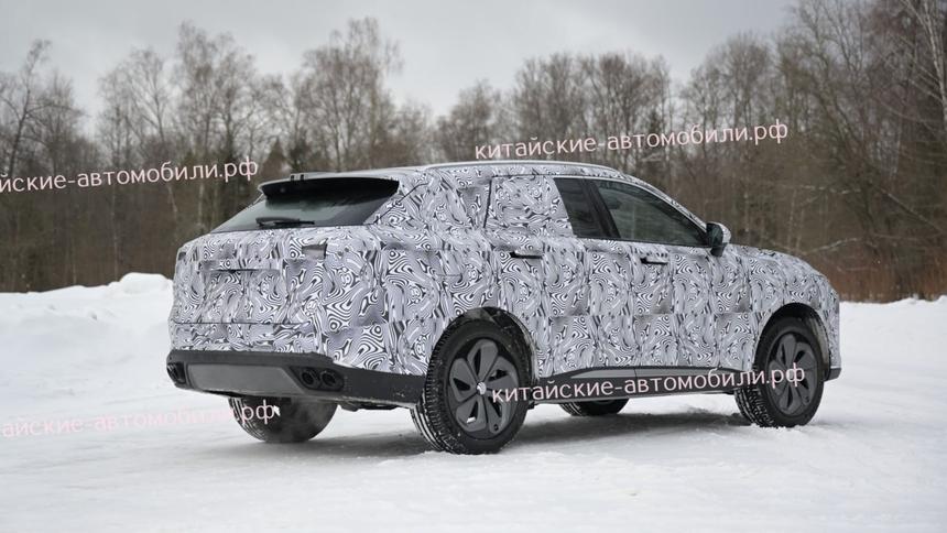 В Россию привезли новый кроссовер Exeed