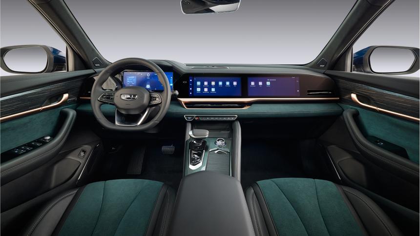 В России начались продажи Geely Monjaro: все комплектации и цены