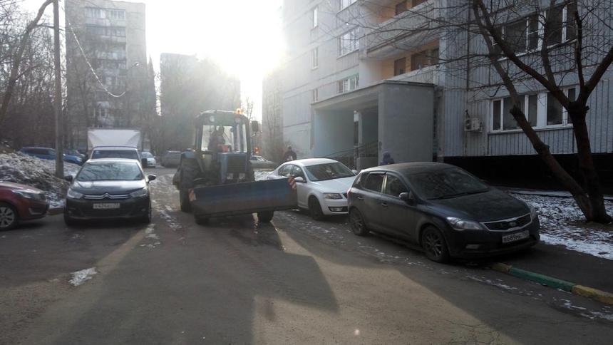 Юрист объяснил как получить записи с камер при ДТП во дворе