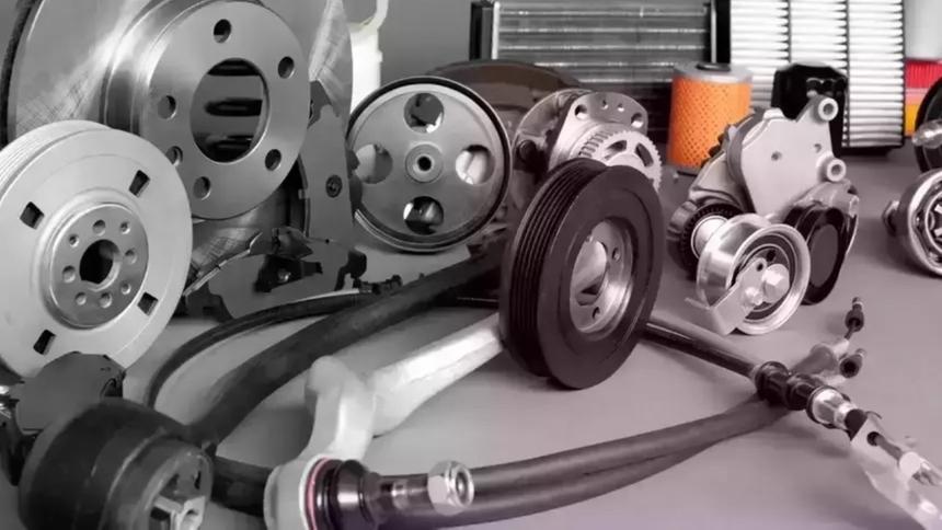 Россияне принялись скупать автозапчасти