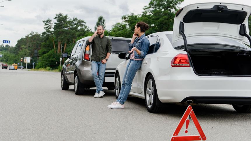 Назван порядок действий при ДТП во дворе