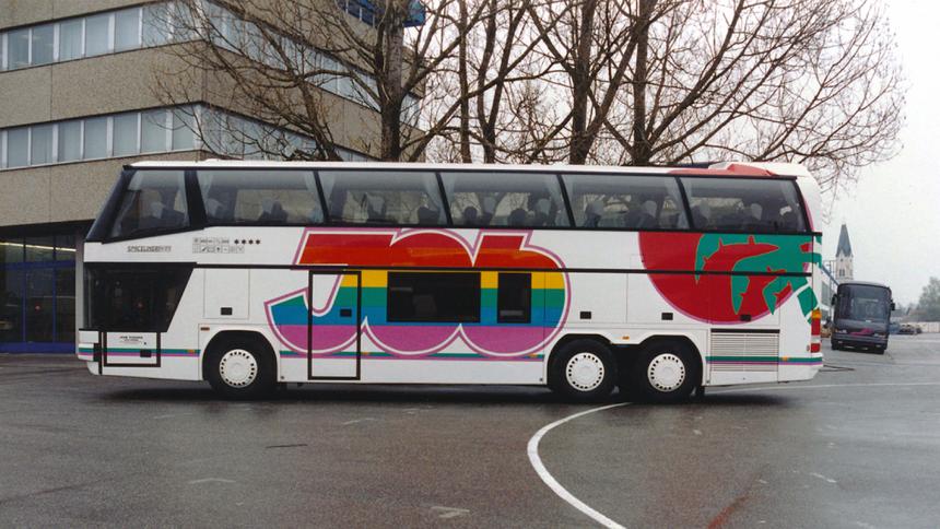 В Киргизию бензин стали ввозить автобусами