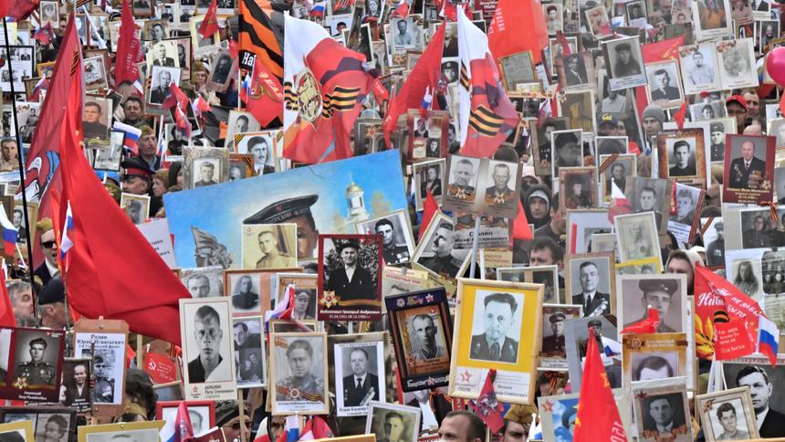 Водителей не будут штрафовать за портреты героев из «Бессмертного полка»