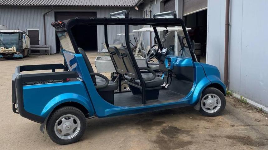 ГАЗ начал выпуск электрических гольфкаров