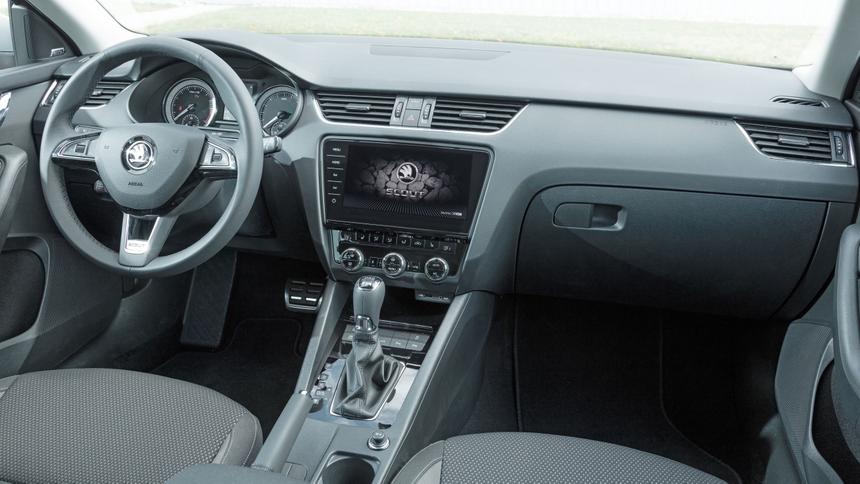 Авто.ру научил нейросеть определять комплектации машин