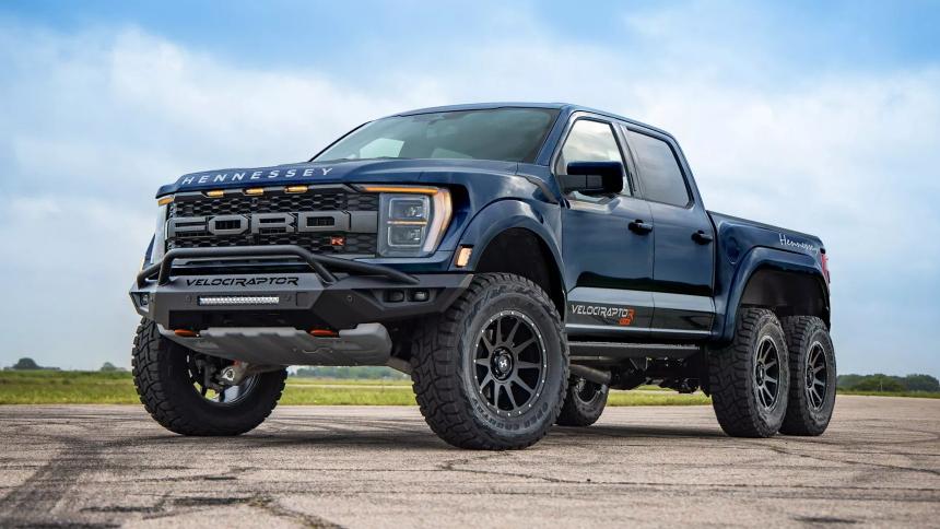 Представлен трёхосный пикап Ford Raptor R за полмиллиона долларов