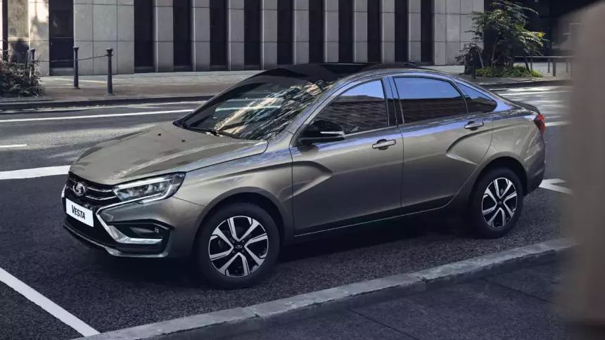 Дилеры не уверены в ошеломительном успехе обновлённой Lada Vesta