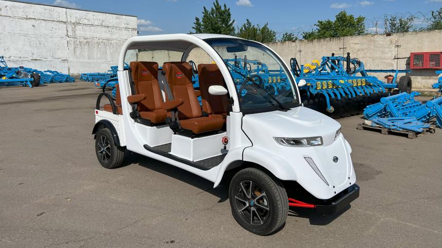 Объявлена дата начала продаж нового русского электрокара Tigarbo