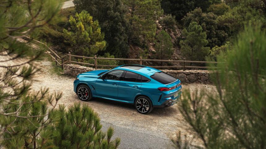 Переоценённые внедорожники, которые бесполезны на бездорожье