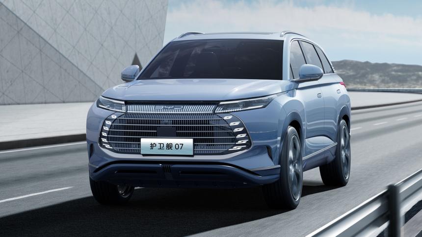 В России появился кроссовер BYD Frigate 07