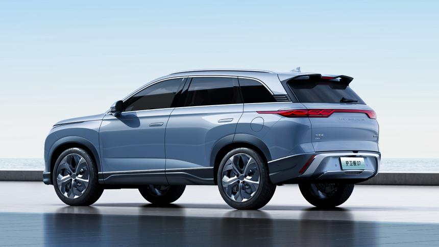 В России появился кроссовер BYD Frigate 07