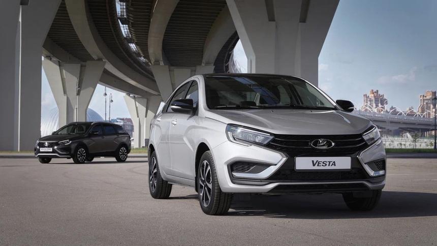Старт продаж Lada Vesta: все цены и комплектации