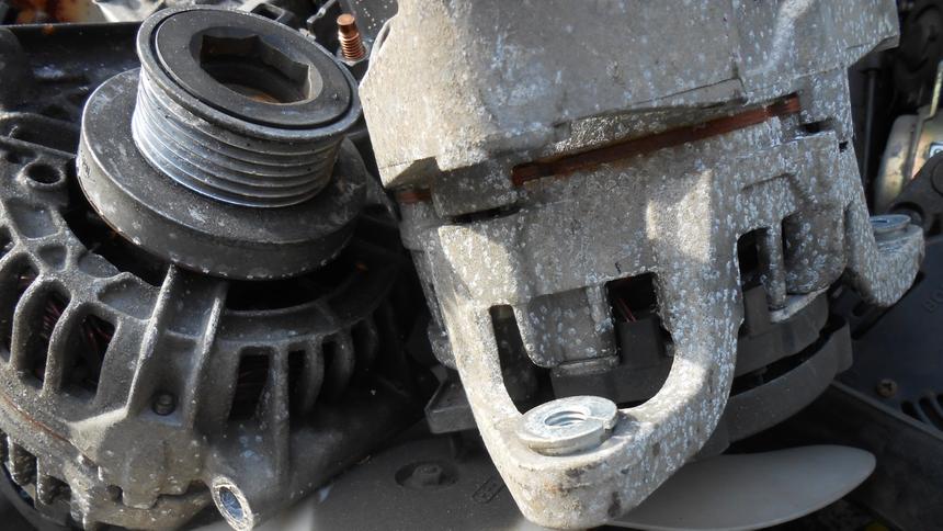 Глава РСА заявил о падении стоимости запчастей в России