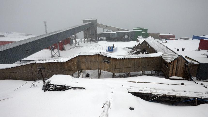 Россиян на Шпицбергене пересадят на электрокары