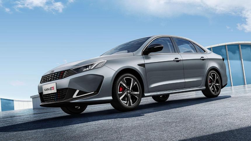 В России подорожали седаны Kaiyi E5