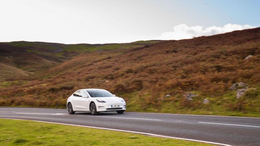 5 электромобилей с большим запасом хода