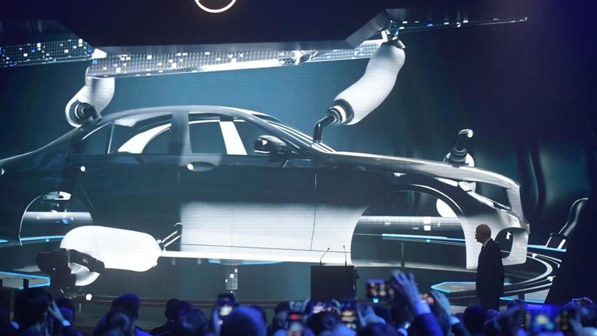 Мантуров пояснил, когда может начаться производство на заводе Mercedes