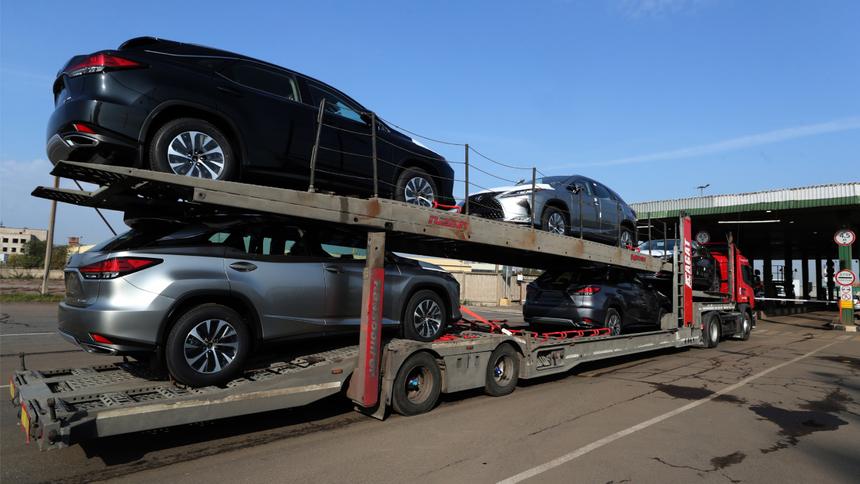 Власти Грузии сообщили о росте импорта автомобилей в Россию