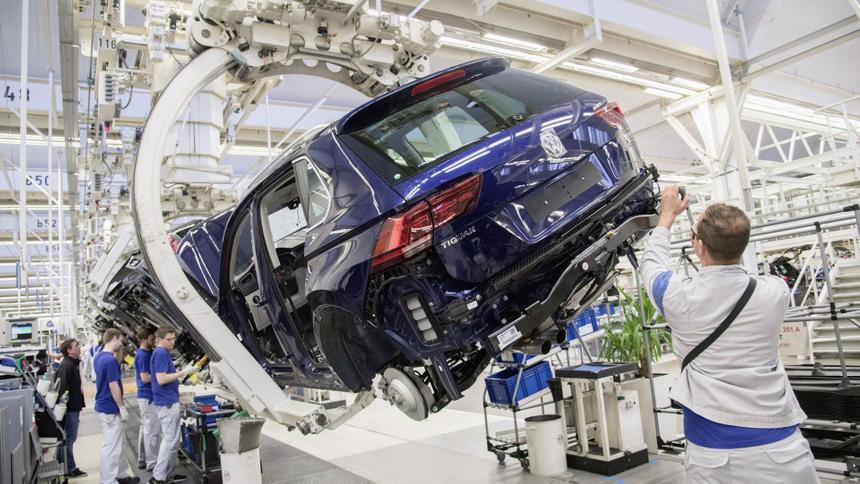 Эксперт предсказал немецкому автопрому скорый крах