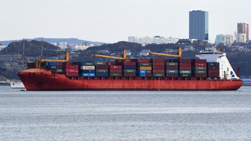 Для перевозки Lada в Африку закупят флот