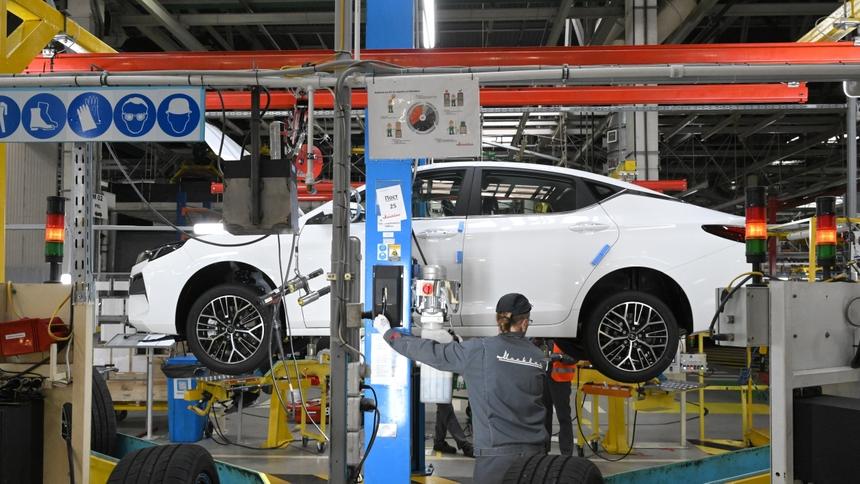 Москвич 6 оказался лифтбэком, но седаном