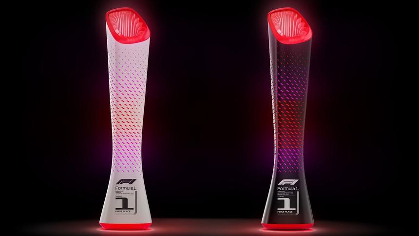 Финалисты японской Формулы-1 получат кубки, которые активируются поцелуем