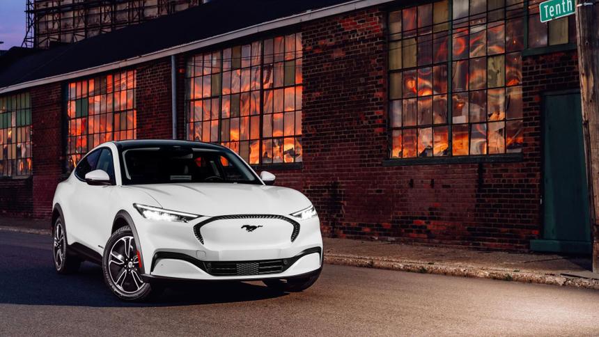 5 электромобилей, приспособленных для путешествий