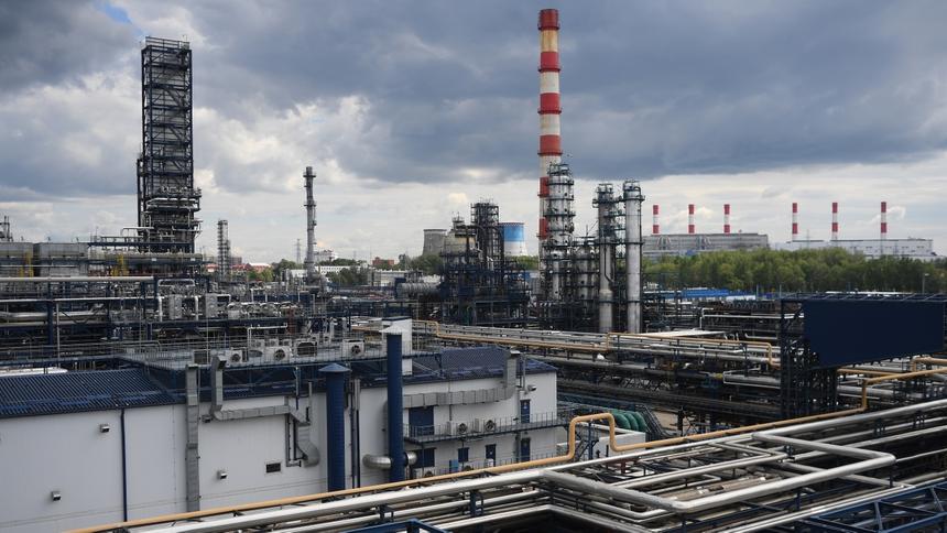 НПЗ «Роснефти» начал выпуск зимнего дизеля на российских катализаторах