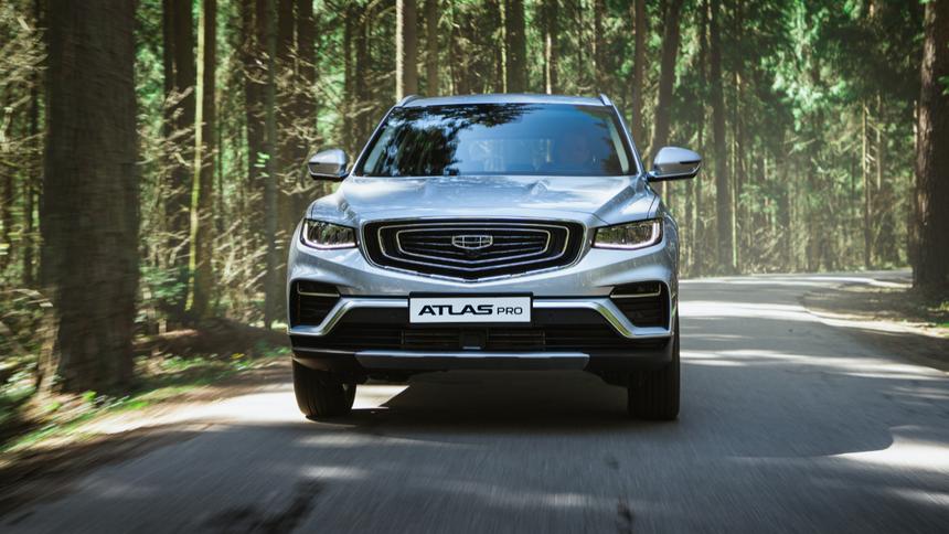 В России подорожали все модели марки Geely