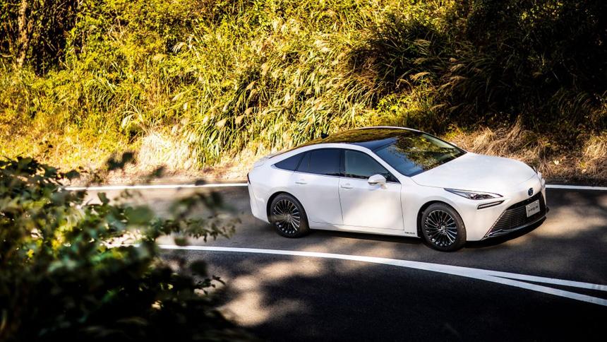 6 грядущих автомобилей с водородным двигателем