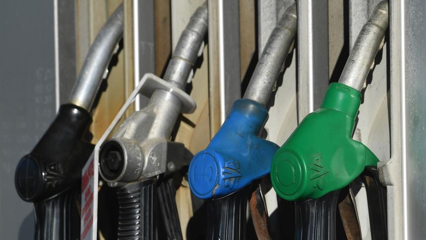 Власти рассчитывают удержать рост цен на АЗС на уровне инфляции