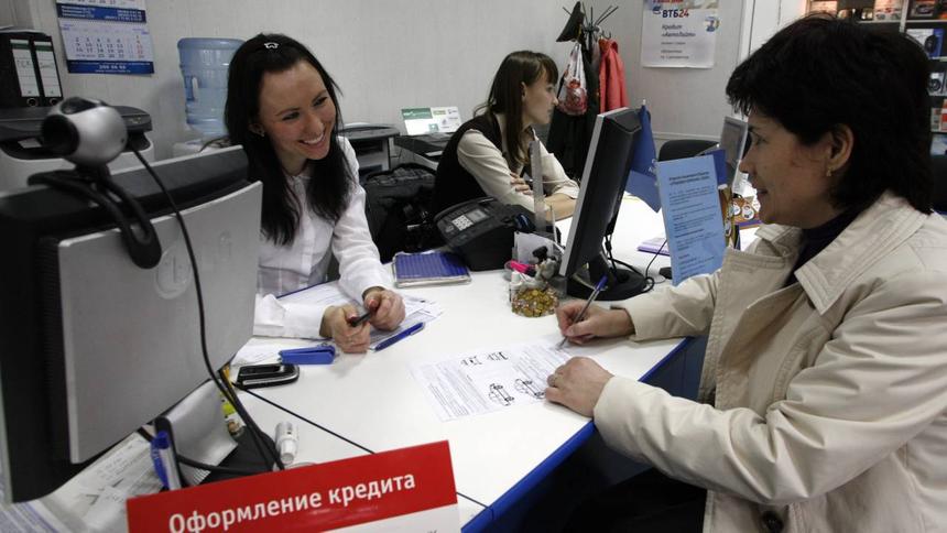 Госдума отказалась ограничивать комиссию автодилеров