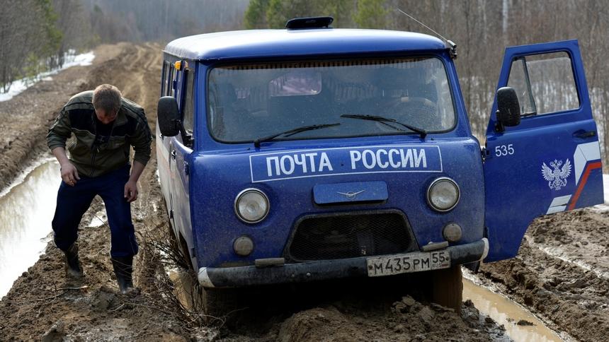 Машины спецпочты получат «мигалки» и смогут заправляться вне очереди