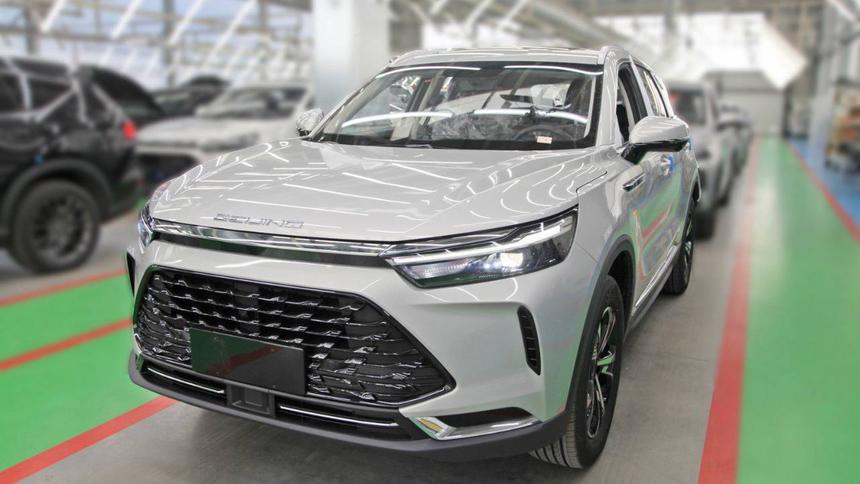 «Автотор» начал выпуск кроссоверов BAIC X7