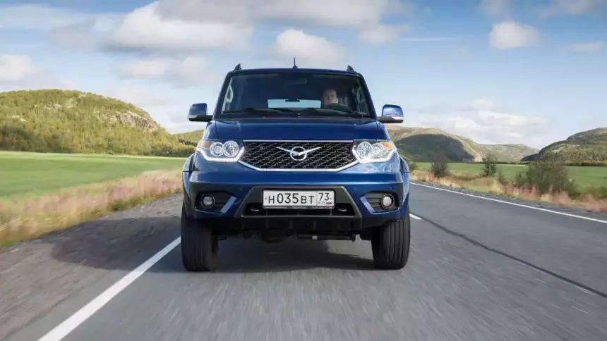 УАЗ подтвердил наличие дефицита по моделям «Пикап» и «Патриот»