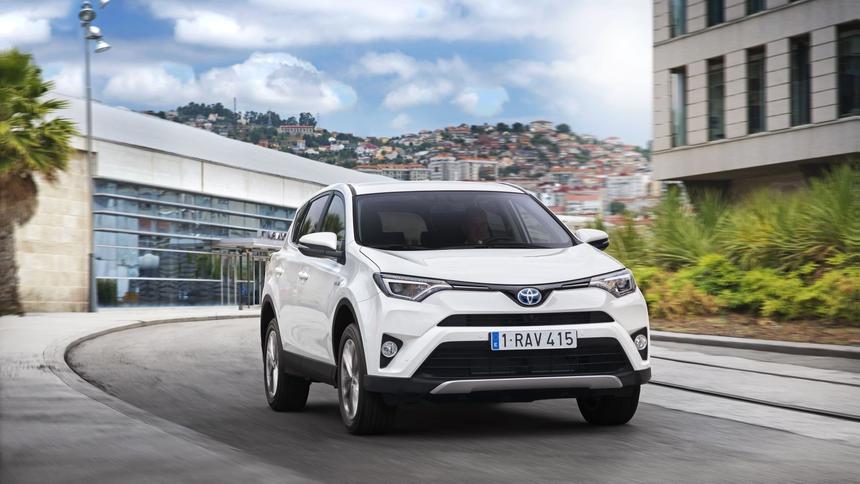 Рейтинг всех поколений Toyota RAV4