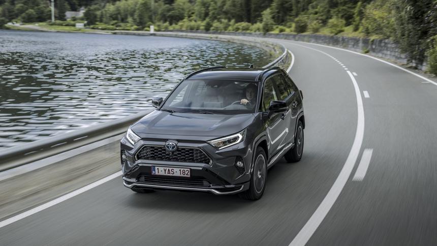 Рейтинг всех поколений Toyota RAV4