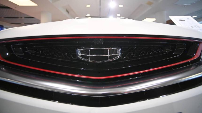 Стали известны объёмы поставок автомобилей Geely в Россию