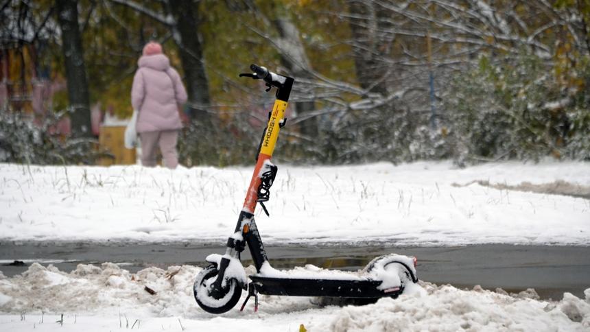 Эксперт Михан рассказал, как безопасно хранить электросамокат зимой