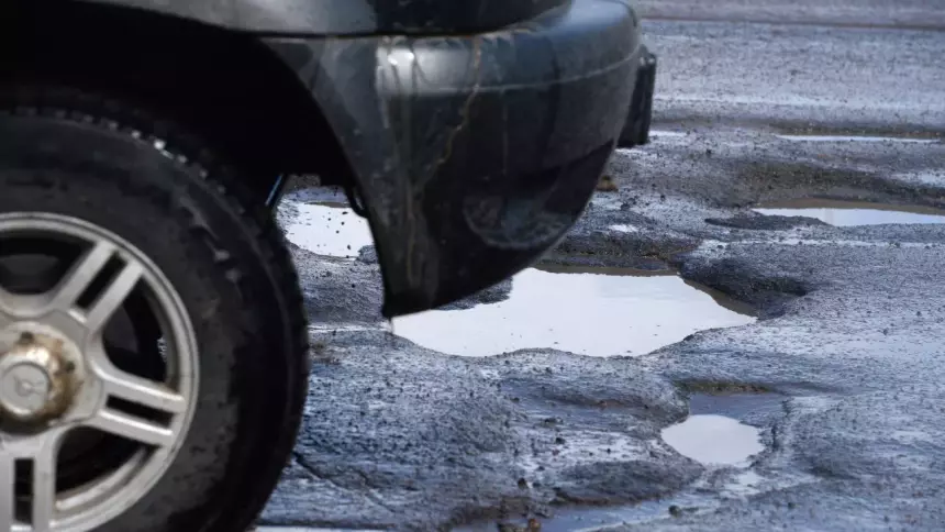 На дорожный ремонт дополнительно выделили 1,3 млрд