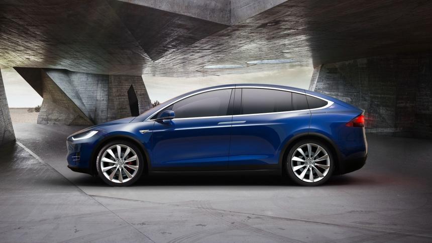 Льготный проезд электрокаров по платникам могут продлить