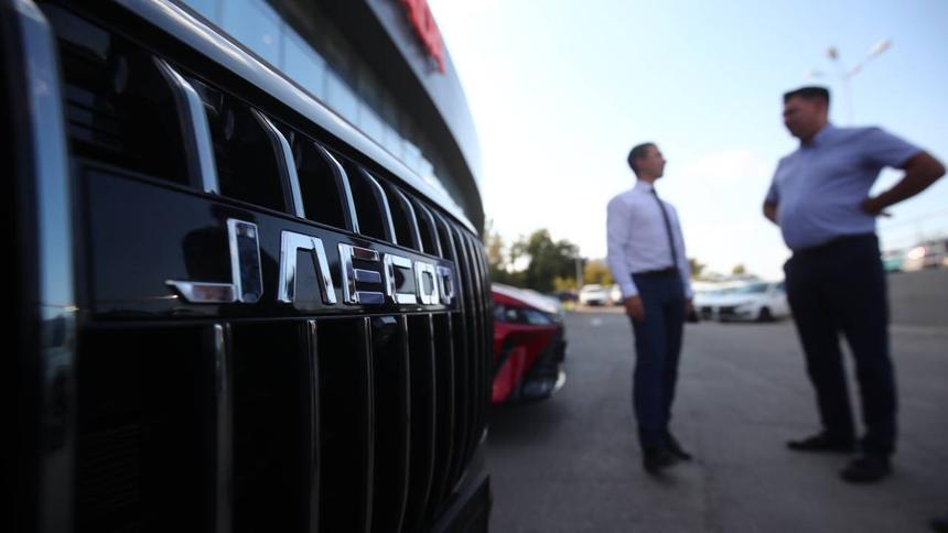 Китай впервые стал лидером по экспорту автомобилей